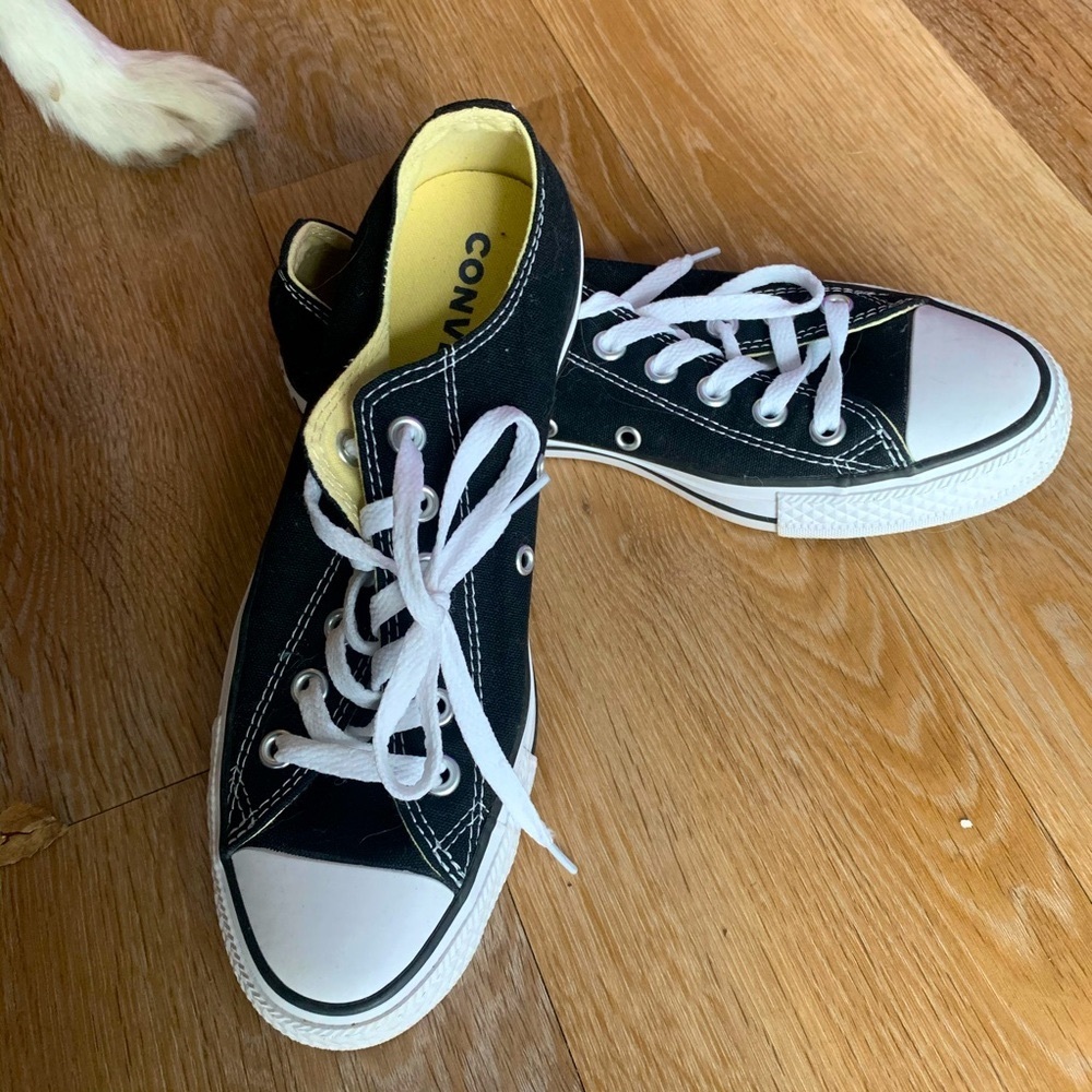 Black low top Converse. Worn once!